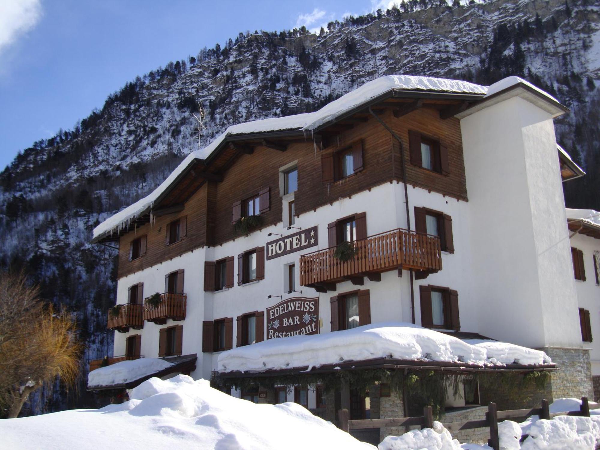 Hotel Edelweiss เพร-แซงต์-ดีดีเย ภายนอก รูปภาพ