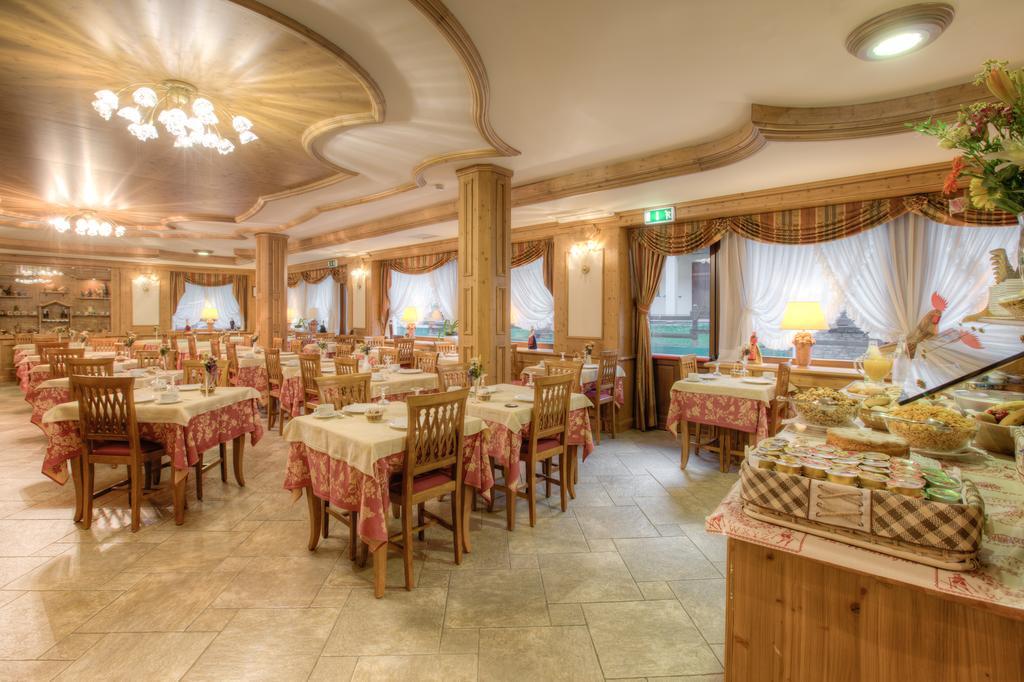 Hotel Edelweiss เพร-แซงต์-ดีดีเย ภายนอก รูปภาพ